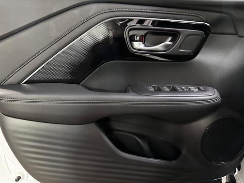 Platinum White Pearl 2025 Acura ADX BASE