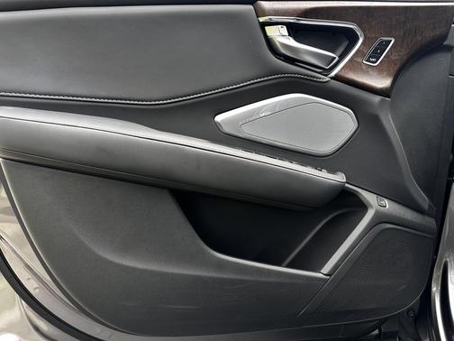 Liquid Carbon Metallic 2023 Acura RDX Advance Package