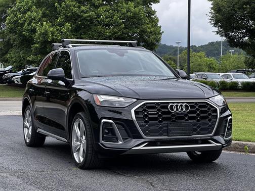 Mythos Black Metallic 2022 Audi Q5 45 S line Premium Plus
