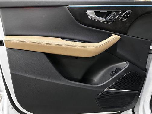 2025 Audi Q7 55 Prestige