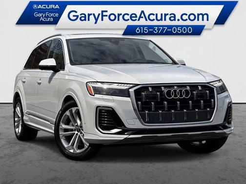 Glacier White Metallic 2025 Audi Q7 55 Prestige
