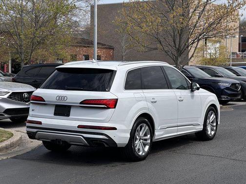 2025 Audi Q7 55 Prestige