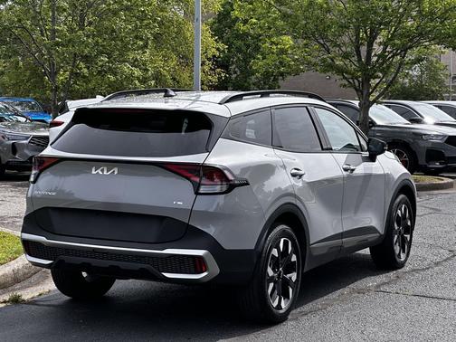 Wolf Gray 2023 Kia Sportage X-Line