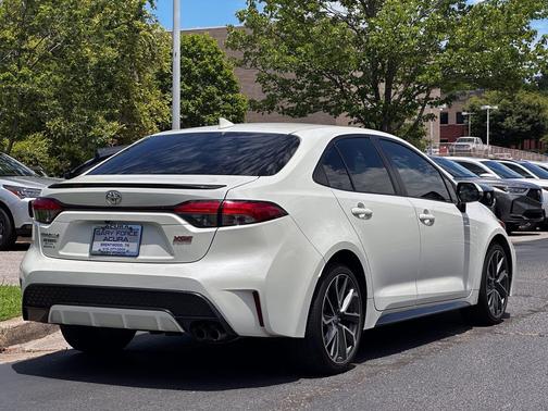 Blizzard Pearl 2021 Toyota Corolla XSE