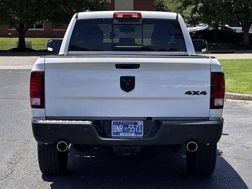 Bright White Clearcoat 2019 RAM 1500 Classic Warlock Quad Cab 4x4 6'4' Box