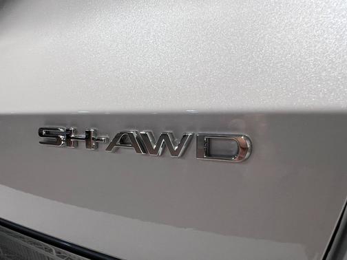 Platinum White Pearl 2026 Acura MDX Advance Package