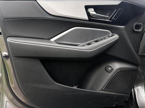 Liquid Carbon Metallic 2026 Acura MDX Standard