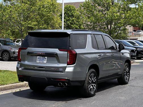 Sterling Metallic 2023 GMC Yukon 4WD AT4