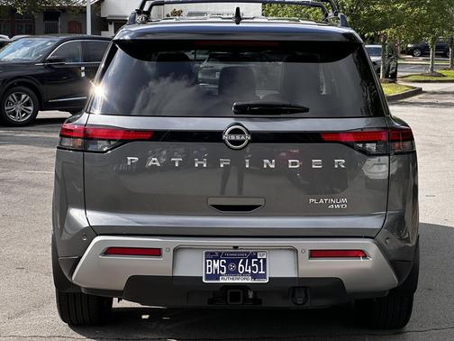Gun Metallic/Super Black 2023 Nissan Pathfinder Platinum 4WD
