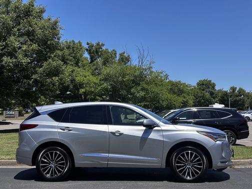 Solar Silver Metallic 2025 Acura RDX Advance Package