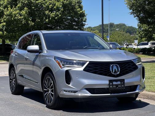 Solar Silver Metallic 2025 Acura RDX Advance Package