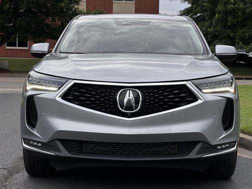 Lunar Silver Metallic 2023 Acura RDX Advance Package