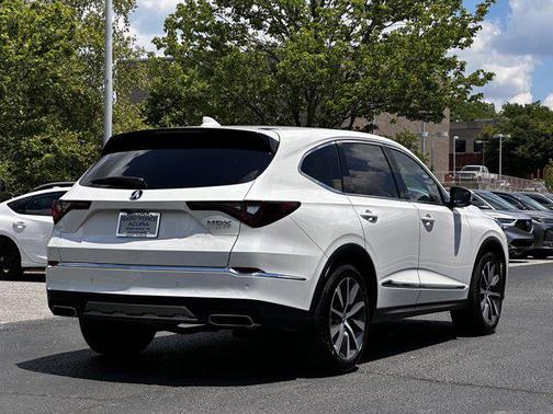 Platinum White Pearl 2026 Acura MDX Technology Package