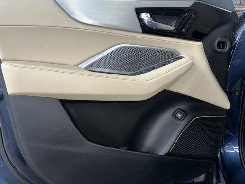 2025 Acura MDX Standard