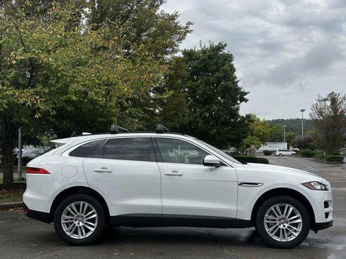 2018 Jaguar F-PACE 25t Prestige