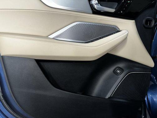 2025 Acura MDX Standard