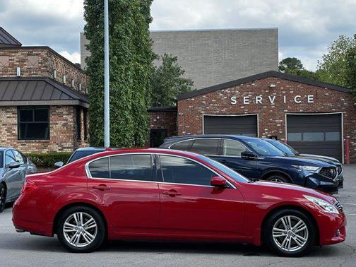 2013 INFINITI G37 Journey