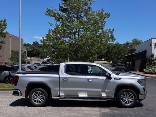 Quicksilver Metallic 2020 GMC Sierra 1500 SLT