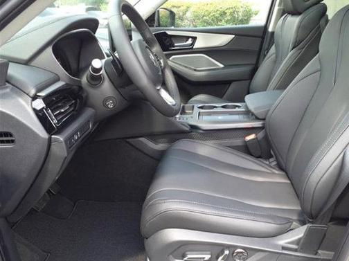 2025 Acura MDX Standard