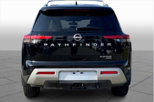 2022 Nissan Pathfinder Platinum 4WD