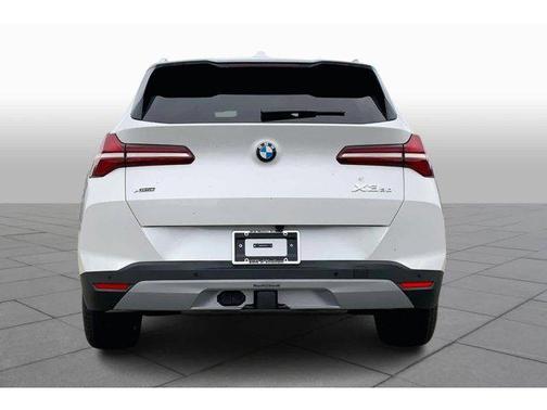 Mineral White Metallic 2026 BMW X3 30 xDrive