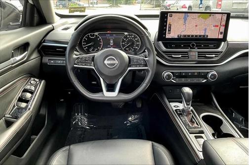 2023 Nissan Altima SR Intelligent AWD