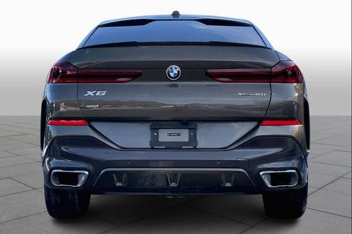 2025 BMW X6 xDrive40i