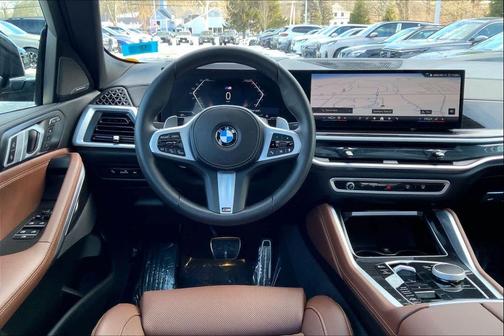 2025 BMW X6 xDrive40i