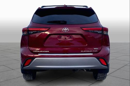 2023 Toyota Highlander Platinum