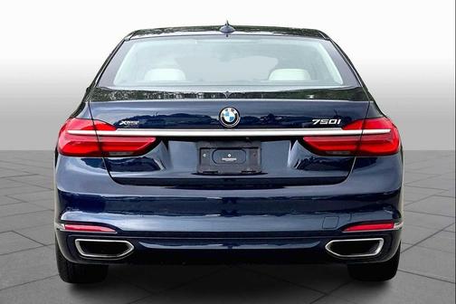 2017 BMW 750 i xDrive