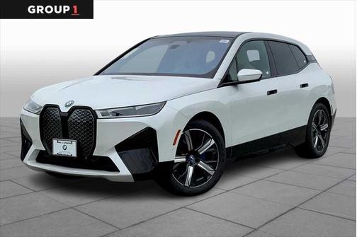 2025 BMW iX xDrive50