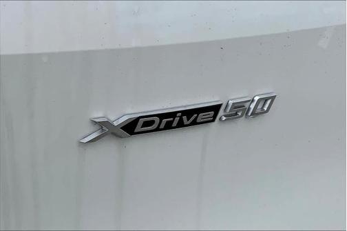 2025 BMW iX xDrive50