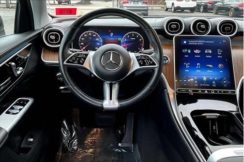 2023 Mercedes-Benz GLC 300 4MATIC