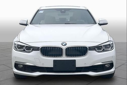 Alpine White 2018 BMW 330e iPerformance