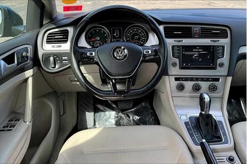 2017 Volkswagen Golf TSI Wolfsburg Edition 4-Door
