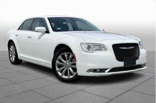 2021 Chrysler 300 Touring