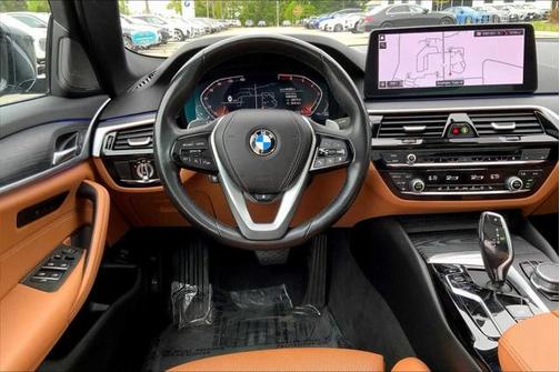 2022 BMW 530 i xDrive