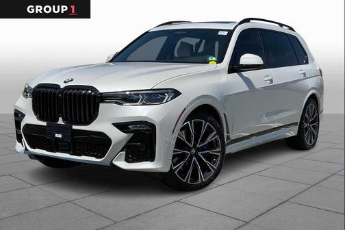 2022 BMW X7 M50i