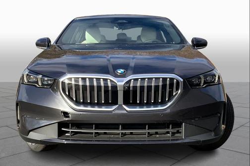 Dark Graphite Metallic 2026 BMW 530 xDrive
