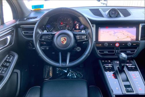 2024 Porsche Macan T