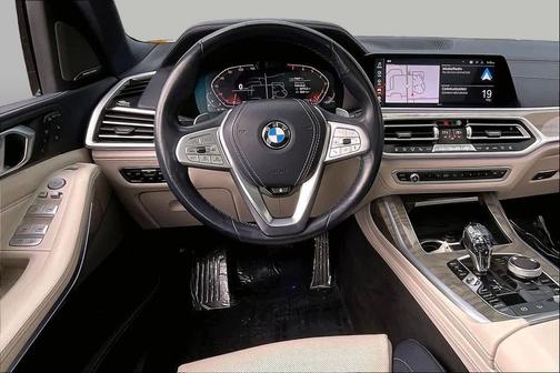 Mineral White Metallic 2020 BMW X7 xDrive40i
