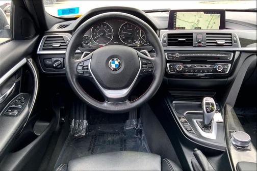 2018 BMW 330 xDrive