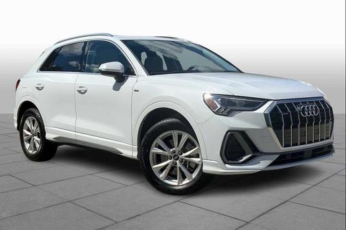 2024 Audi Q3 Premium 45 TFSI S line quattro Tiptronic