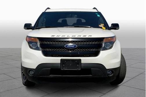 Photo 3 of 33 of 2015 Ford Explorer Sport