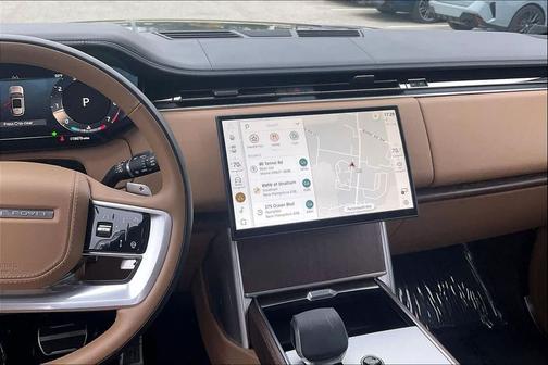 2025 Land Rover Range Rover P400 SE