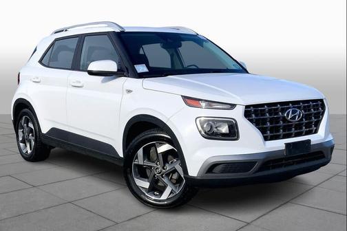 2022 Hyundai VENUE SEL