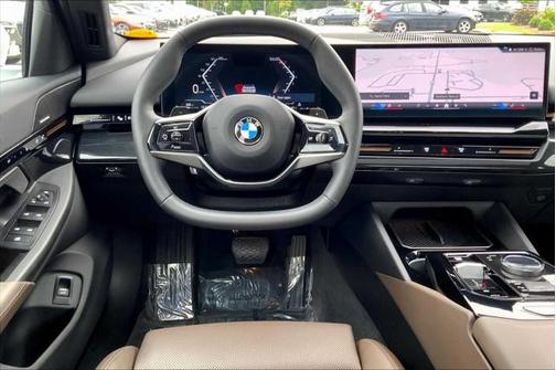 2024 BMW 530 i xDrive