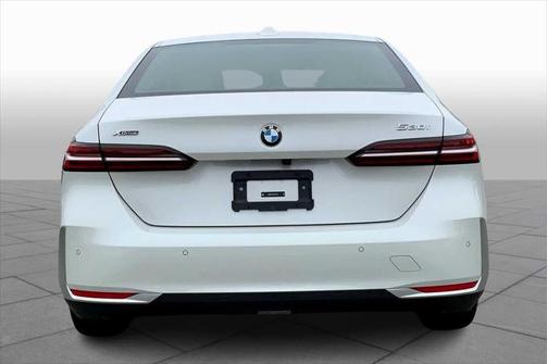 2024 BMW 530 i xDrive