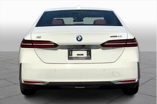 2024 BMW i5 eDrive40