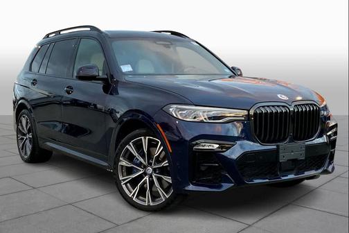 2022 BMW X7 M50i